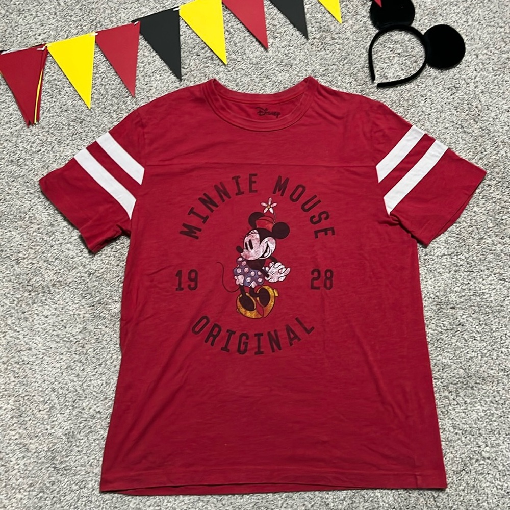 Minnie Mouse Shirt size large as pictured